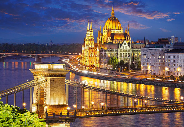 Puzzle Castorland Vista de Budapest al Atardecer de 2000 Piezas