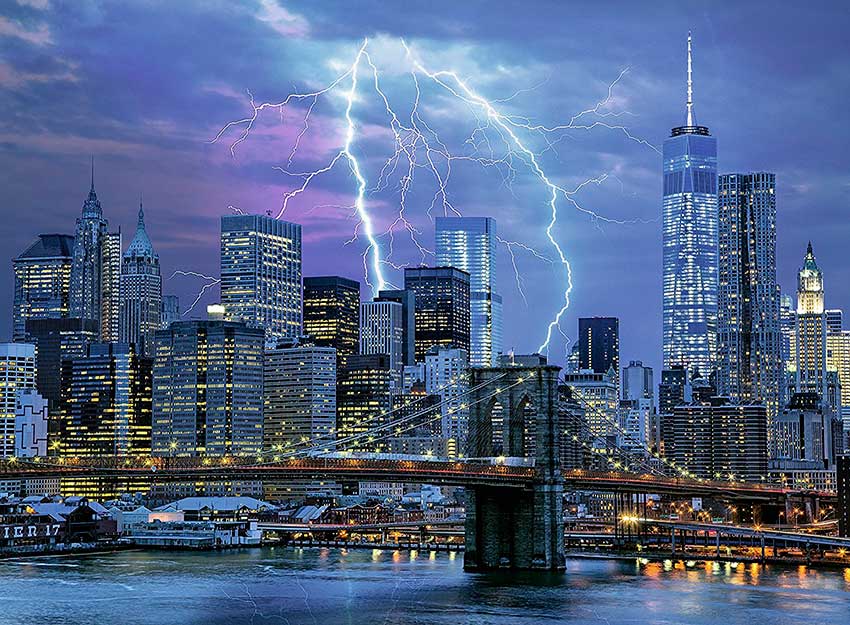 Puzzle Ravensburger Trueno Sobre Nueva York Fosforescente de 500 piezas